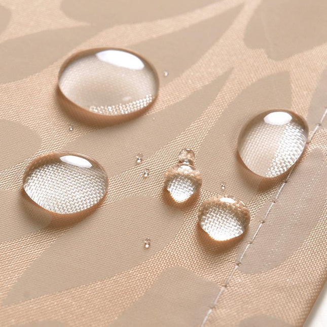 Enfärgat krämfärgat duschdraperi för badrum