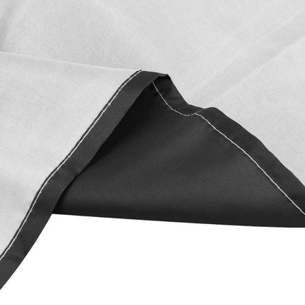 Svart duschdraperi med kattögon motiv