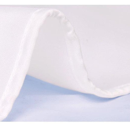 Vitt duschdraperi i textil