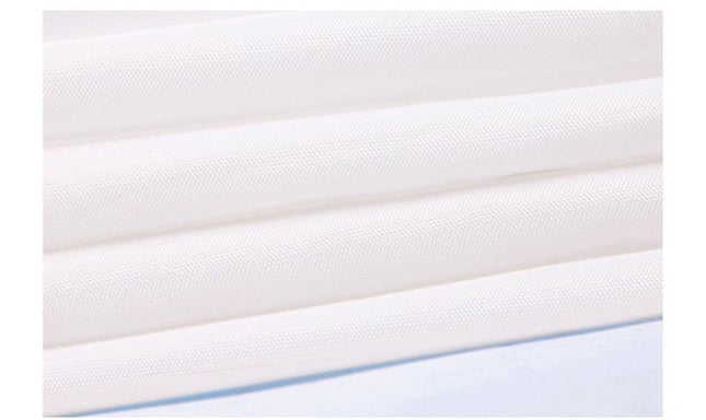 Vitt duschdraperi i textil