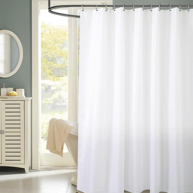 Vitt duschdraperi i vattenavvisande tyg