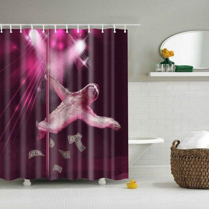 Roligt duschdraperi med en sengångare