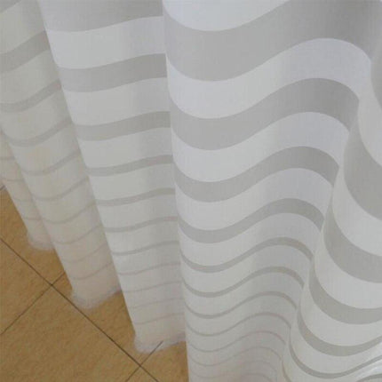 Modernt randigt duschdraperi i textil