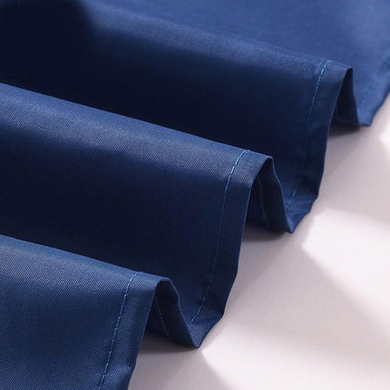 Mörkblått duschdraperi i textil