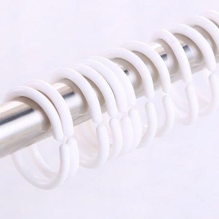 Transparent duschdraperi med glittrigt prickmönster